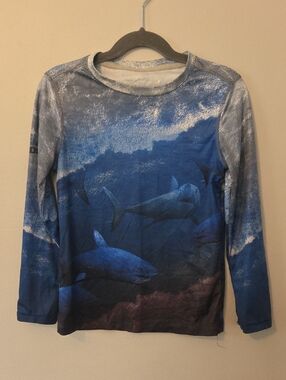 Reel Legends Linnea Symenski Shark Rash Guard (6)
